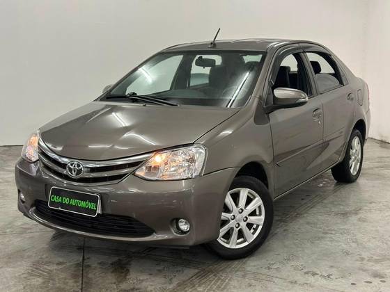 TOYOTA ETIOS 1.5 XLS SEDAN 16V FLEX 4P AUTOMÁTICO